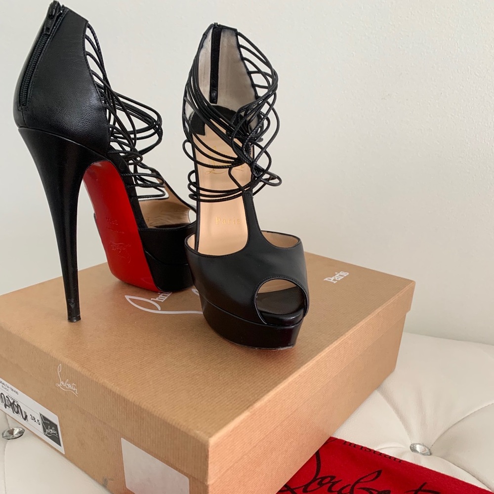 Shoes - Picture 3 of 6